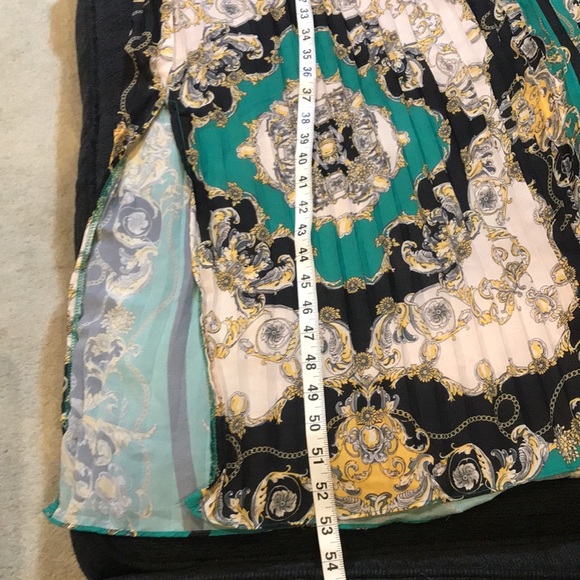 Her Bottari Paisley Design Fully Pleated A Line Maxi w/Long Sleeves Side slits-L - Picture 12 of 12